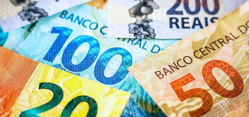 Karen Kelh Direito trabalhista PIS Florianópolis